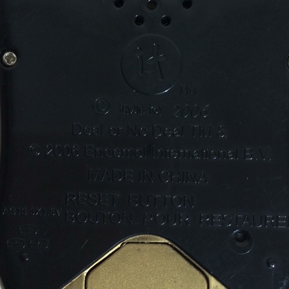 Deal Or No Deal Electronic Handheld Game - Picture 6 of 7